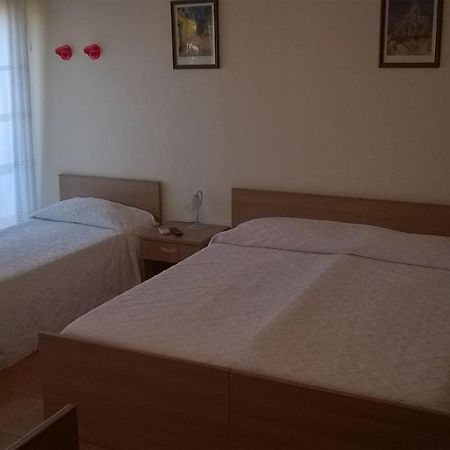 Matteotti B&B Ліката Екстер'єр фото